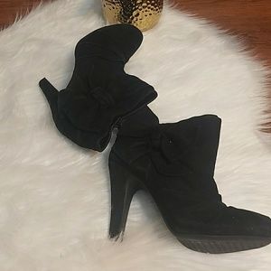 Black Suede Ankle Boots Bow Detail Stiletto Heel Party Cocktail Shoes‎ EUC